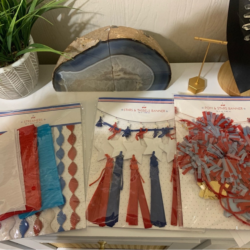 Red, White, and Blue Party Decorations Set